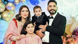gaurav kundi and family